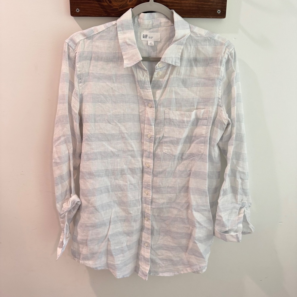 GAP White and Light Blue Striped Button-Down Shirt